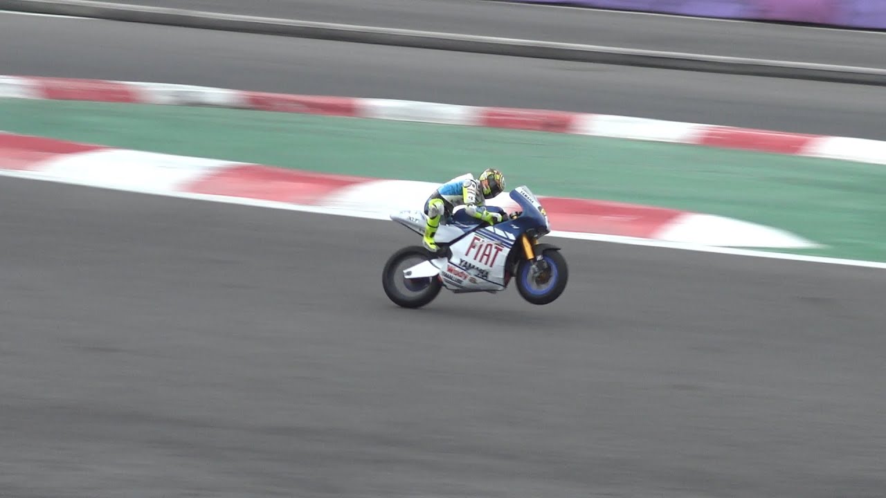 ラジコンバイク ハングオンレーサー   Kyosho NSR 1/8 HOR ZH RC bike 遙控電單車 VR46 Valentino Rossi  wheelie 孤輪