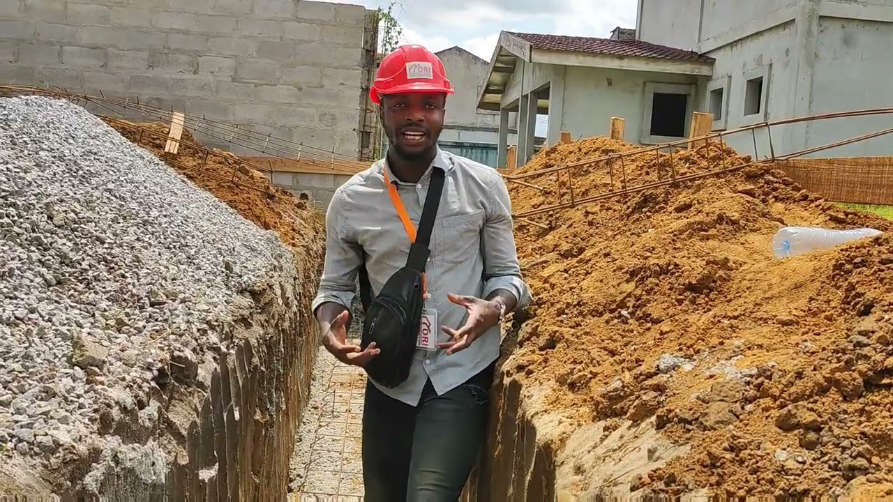 Les  &eacute;tapes de la fondation d'un b&acirc;timent ?  la fouille en rigole - le niveau de fouilles-les b&eacute;ton
