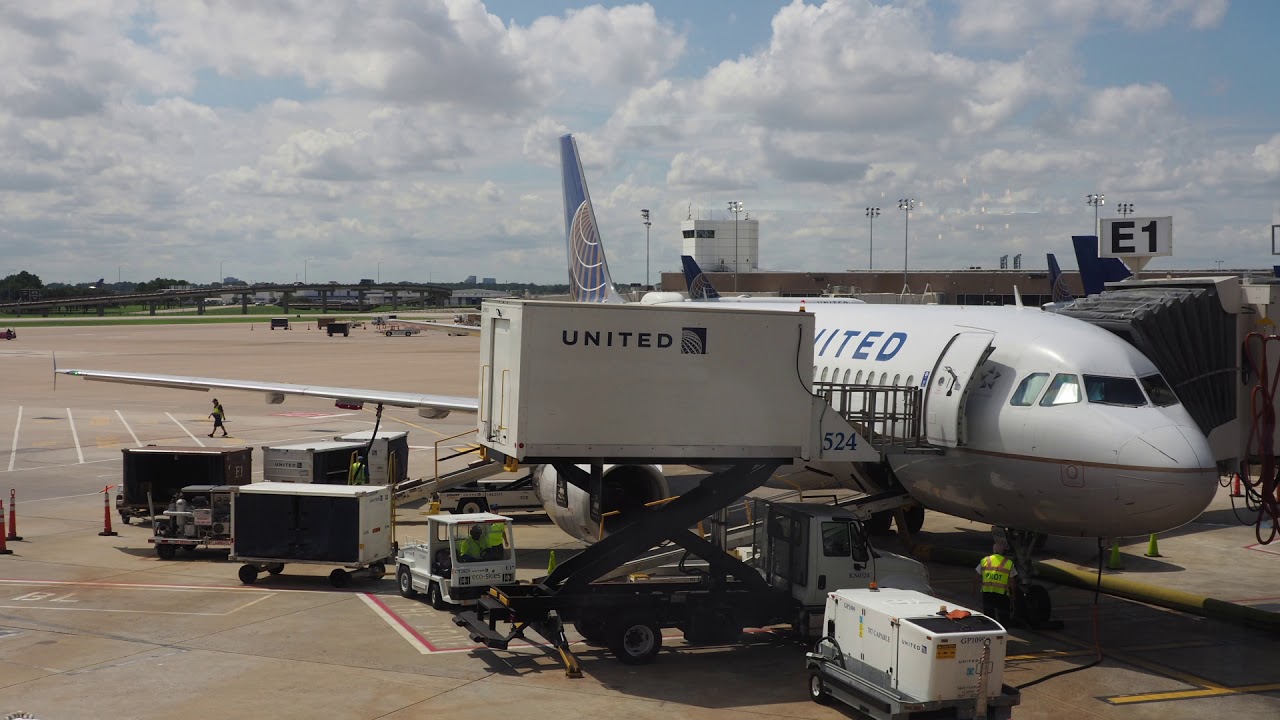 2018/09/25 United Airlines 2357 Inflight Announcement: Houston - San Francisco