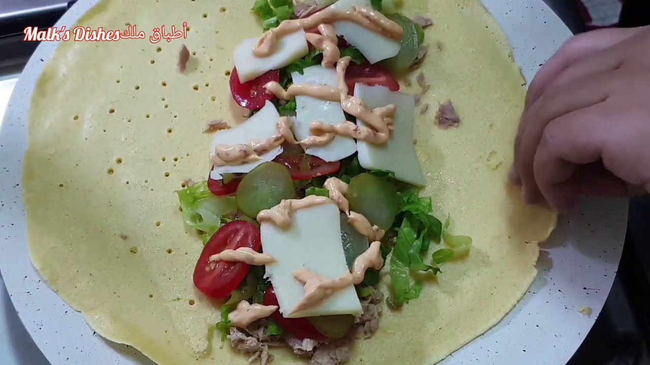سندويتشات بدقيق الحمص الخالي من الكلوتين بحشوة بسيطة Gluten-free hummus flour sandwich