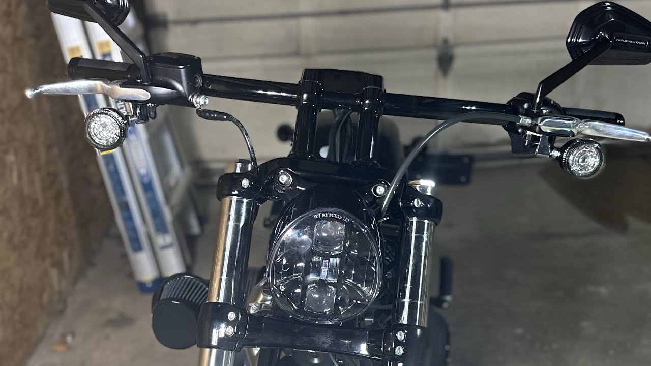 Installing LA Choppers 1.75 inch risers. On Beastie my 2023 Harley-Davidson Breakout FXBR