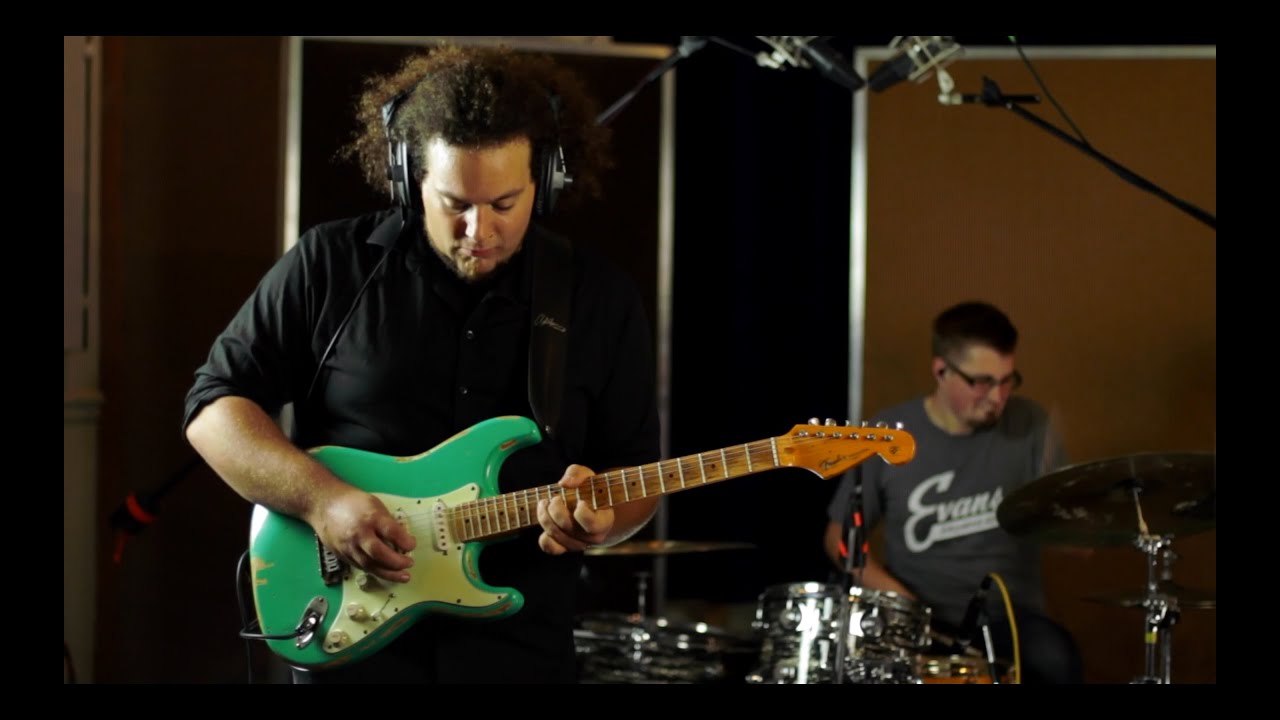 Rabea Massaad, Ben Minal & Dave Hollingworth - 15 minute Jam behind the scenes at musicisum