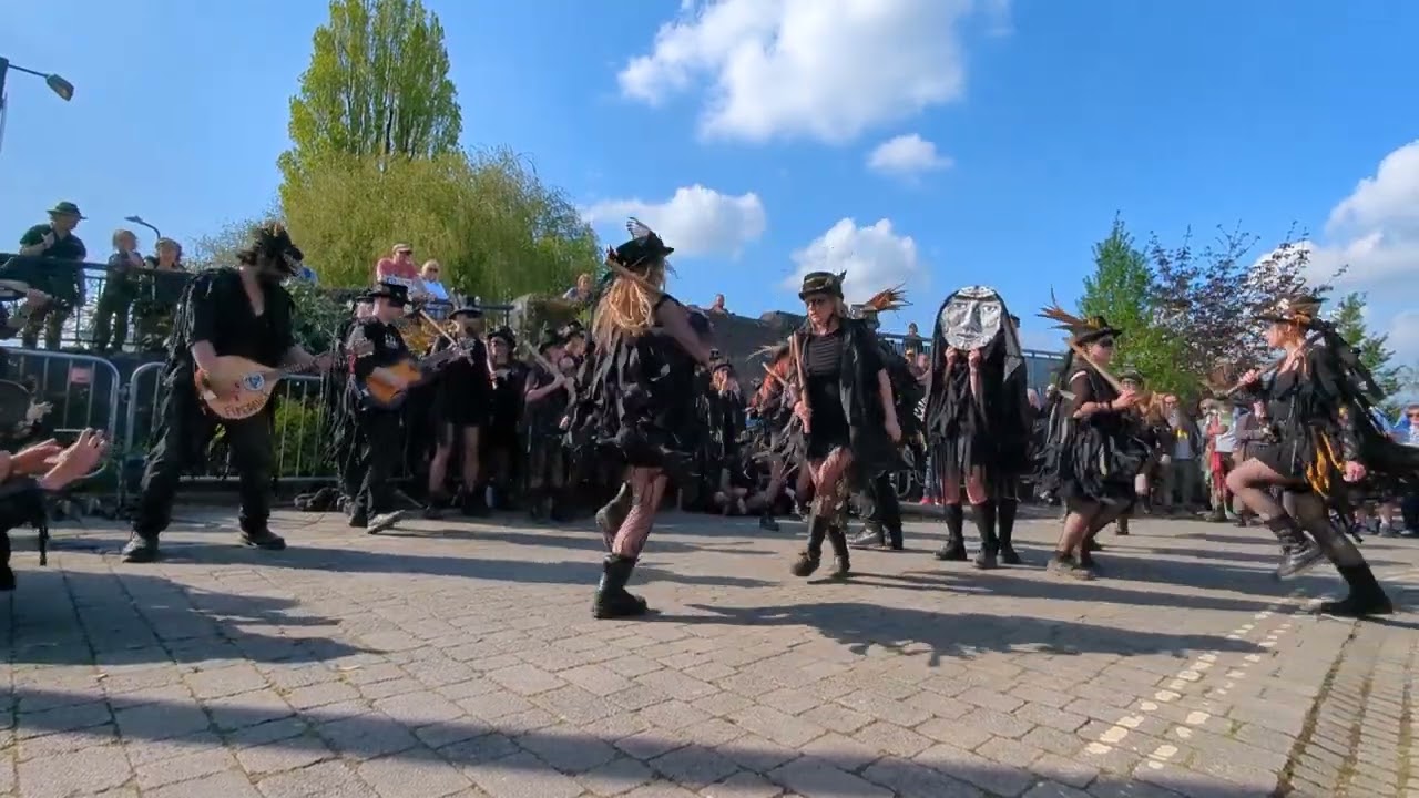Beltane Border Morris - Fire Dance 29.04.2023