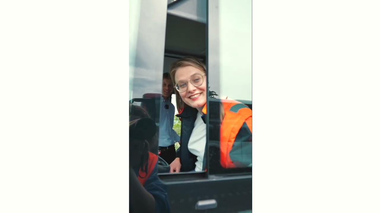 Einmal Busfahrerin – Einzigartigenya auf unserem Betriebshof