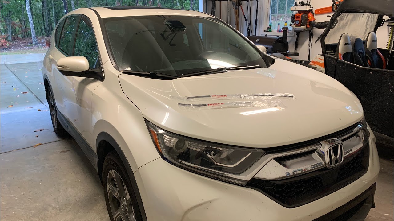 How to Change Wiper Refills on a 2017-2020 Honda CR-V in 2 Minutes