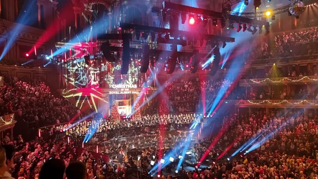 O Come, All Ye Faithful - Anna Lapwood's Christmas at the Royal Albert Hall 18.12.2025
