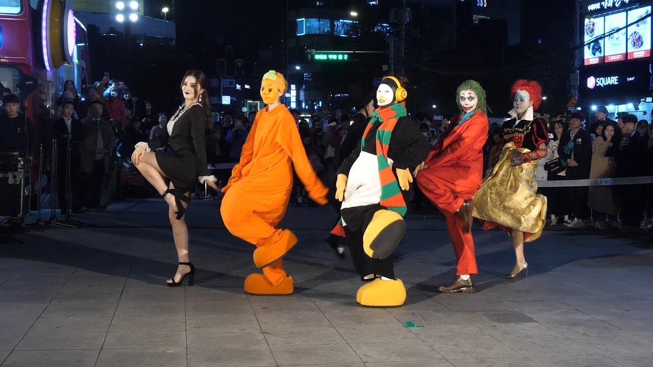 [4K] 191031 모모랜드 MOMOLAND  뿜뿜 BBOOM BBOOM @ HALLOWEEN BUSKING By Sleeppage