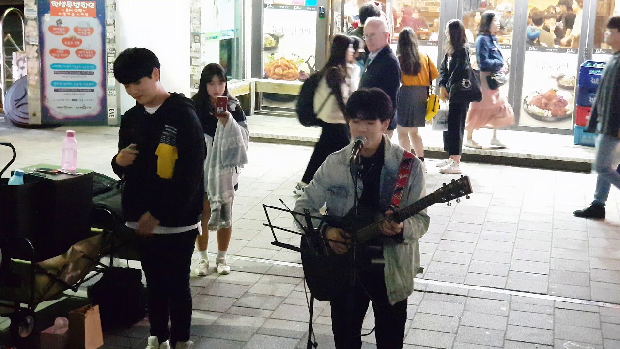 20191015 홍대 엠와이엠 허밍(MYM HUMMING MEMBER:김예준,김영원) 버스킹 06 - love yourself.