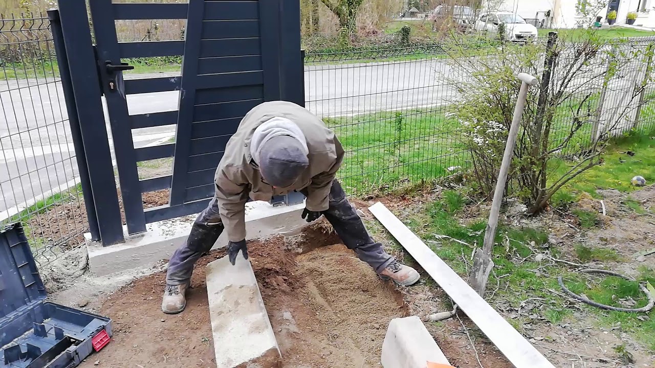 Pose de bordures de route pour notre allée d'entrée