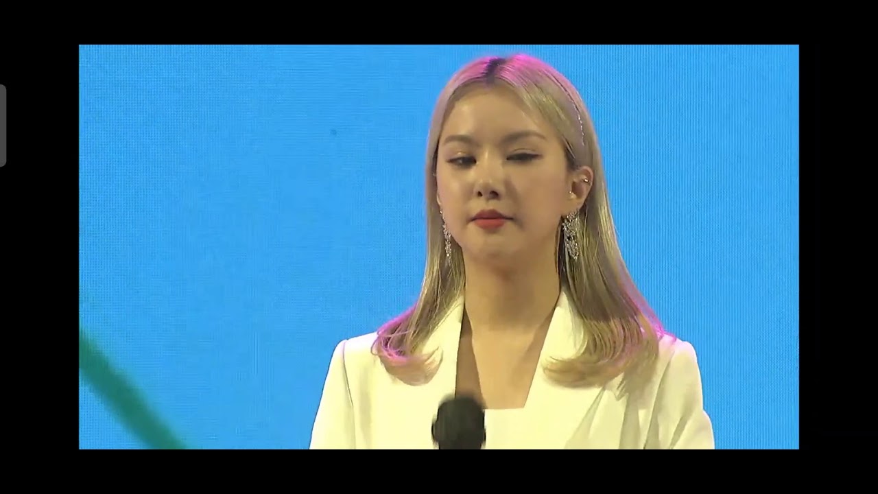 160121 APPLE + WHEEL OF THE YEAR GFRIEND - Live Sejong - Record
