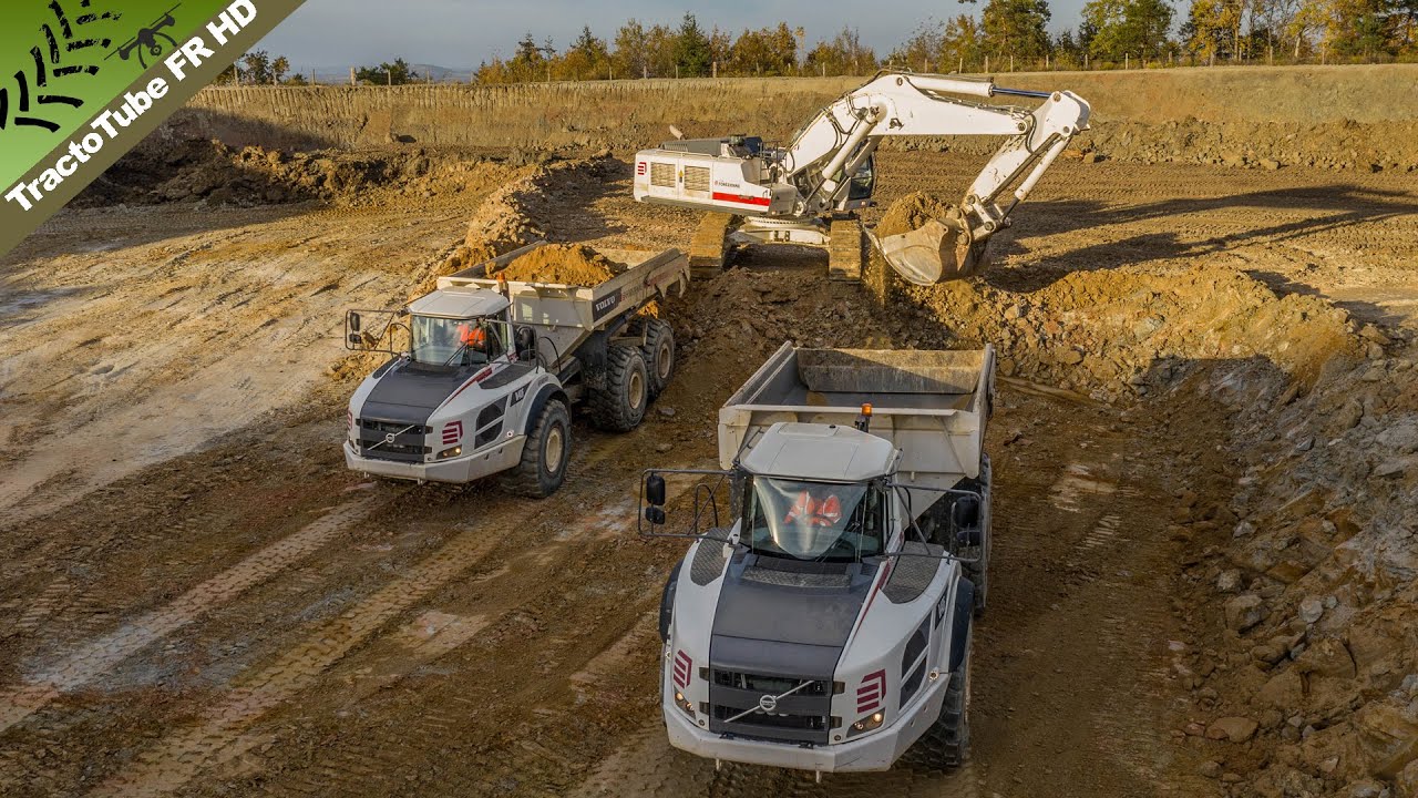 Liebherr964, A40, A30, D6. FOREZIENNE