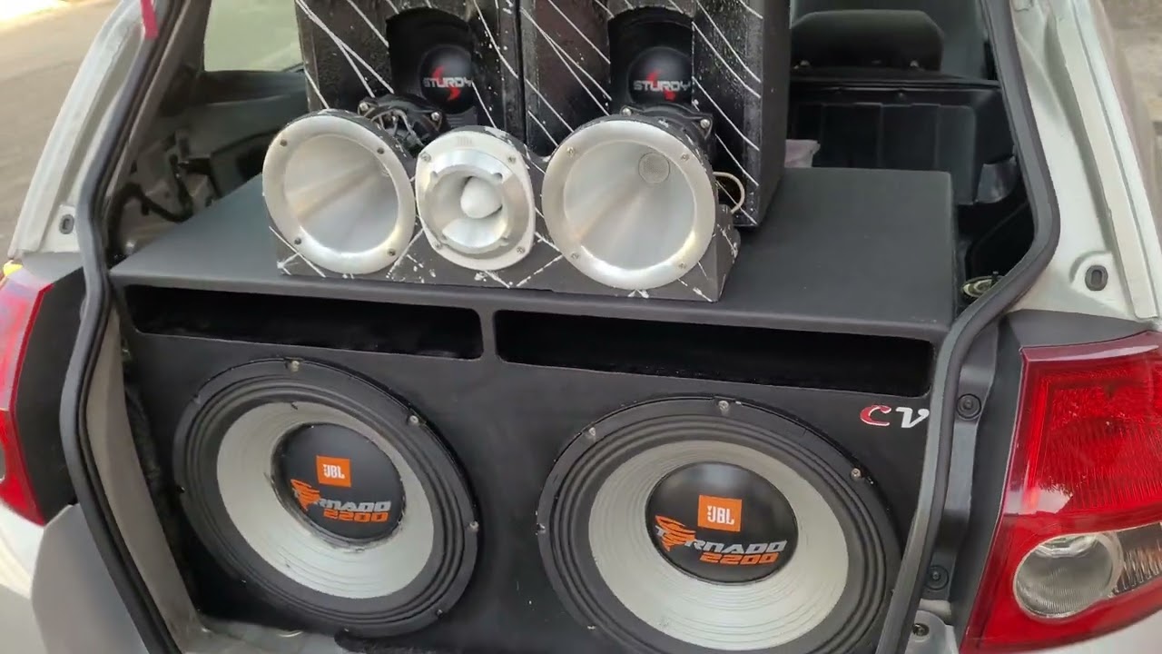 Meu som tocando! Tornado 2200 😬