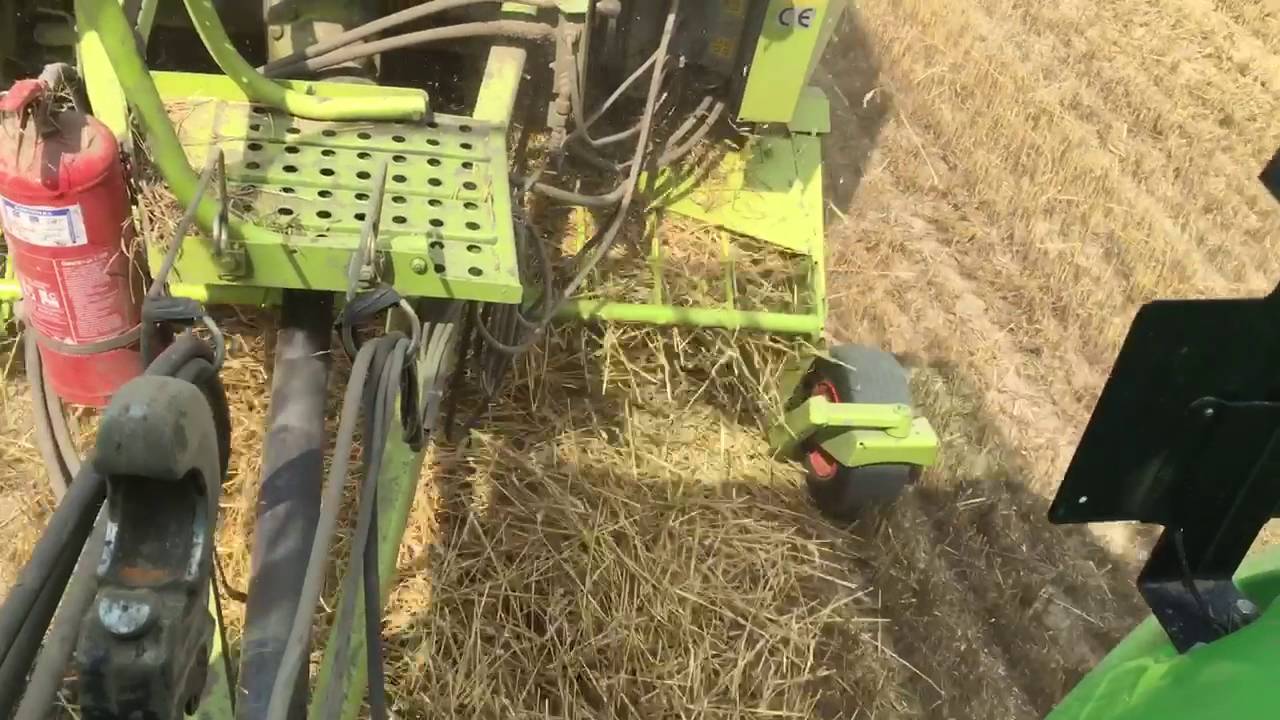 Claas variant 180 z włączonymi nożami