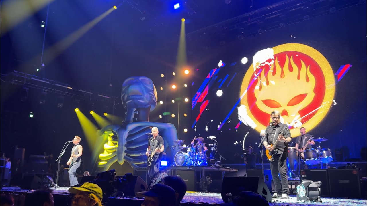 One Fine Day / The Offspring Live at Tokyo Japan 4.26.2025