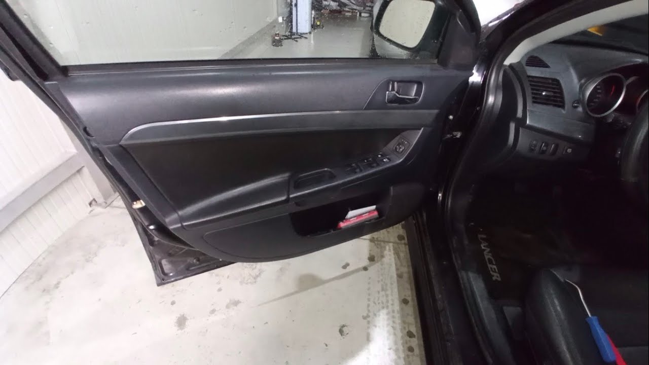 Mitsubishi Lancer How To Remove Front Door Panel / Door Removal