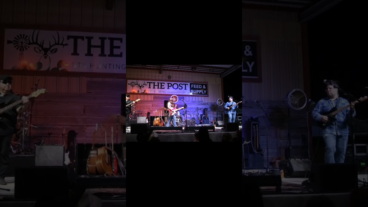 Where my 90s country fans at? 