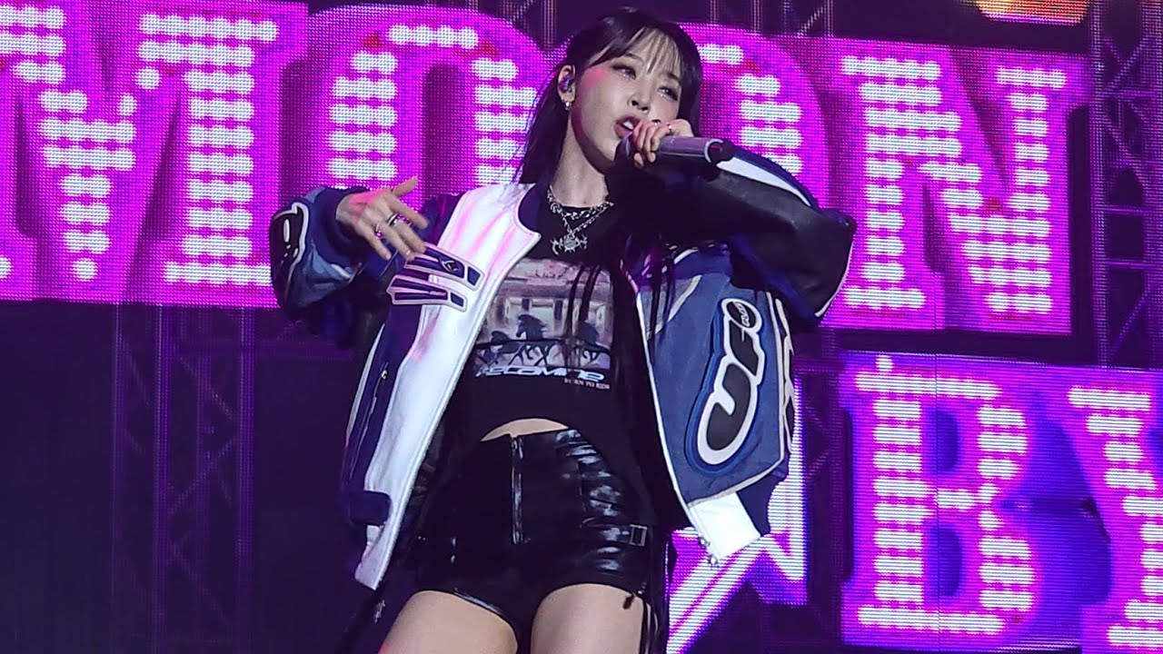 [4K] 251122 문별 - 마마무 랩 메들리 @ [MUSEUM : village of eternal glow]: 서울