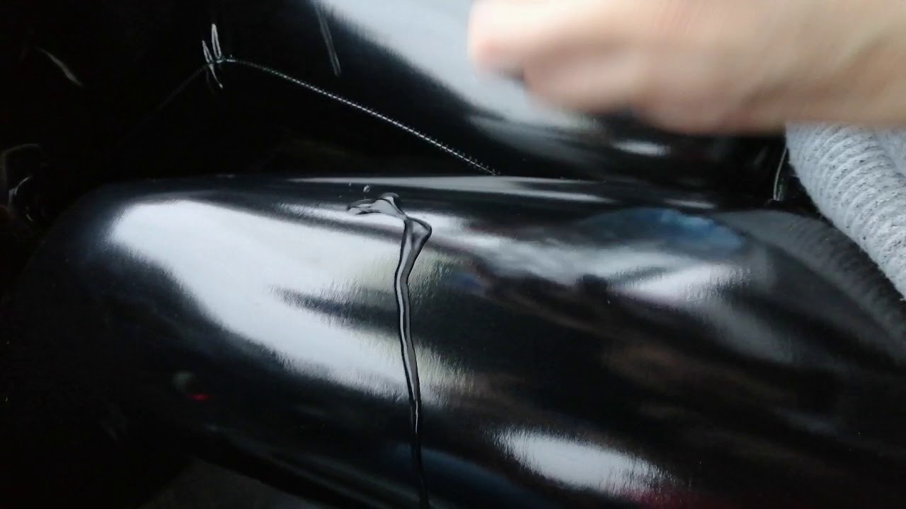 Wet shiny pvc vinyl pants