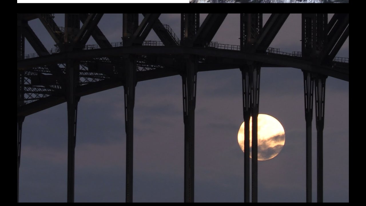 Photo Inspiration | Epic Timelapse of the Supermoon Around Iconic Sydney