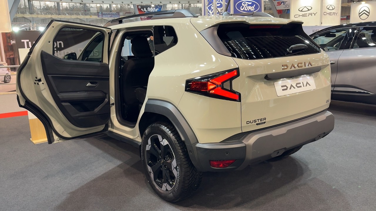 DACIA DUSTER UPDATED model 2026 (new Hybrid G-150 4x4) - TRUNK SPACE, roof rails & storage areas