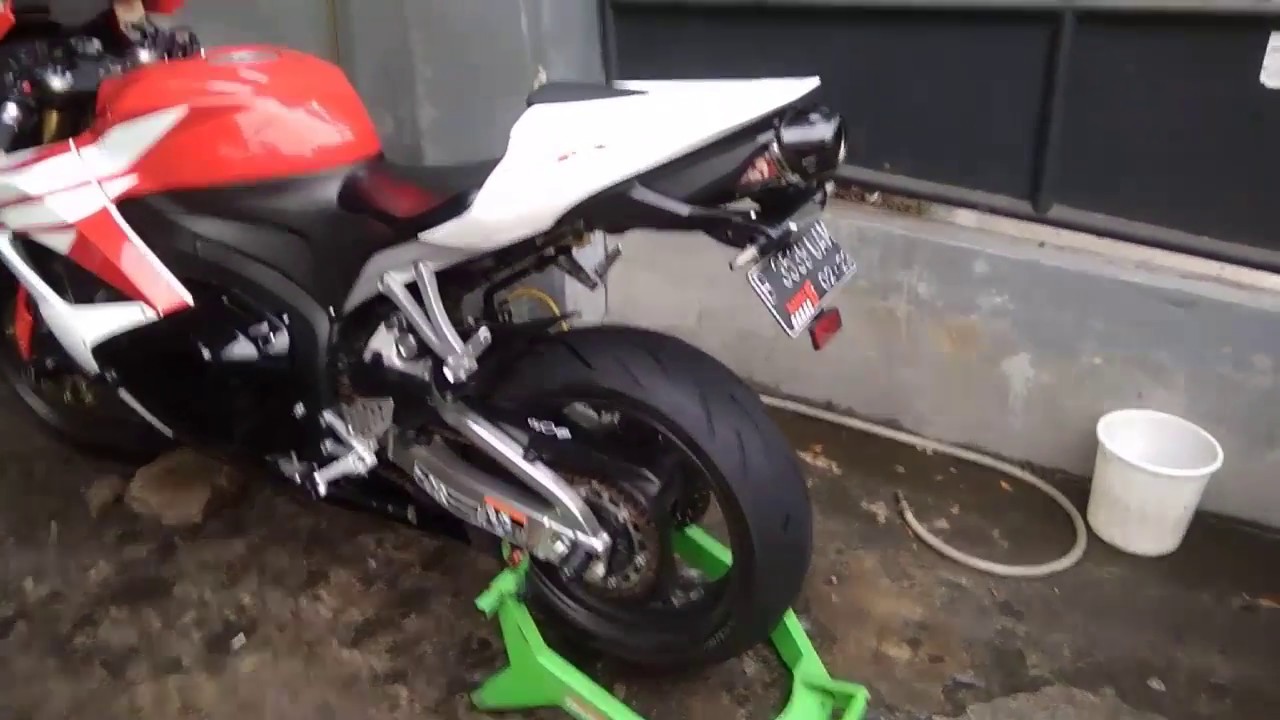 HONDA CBR 600