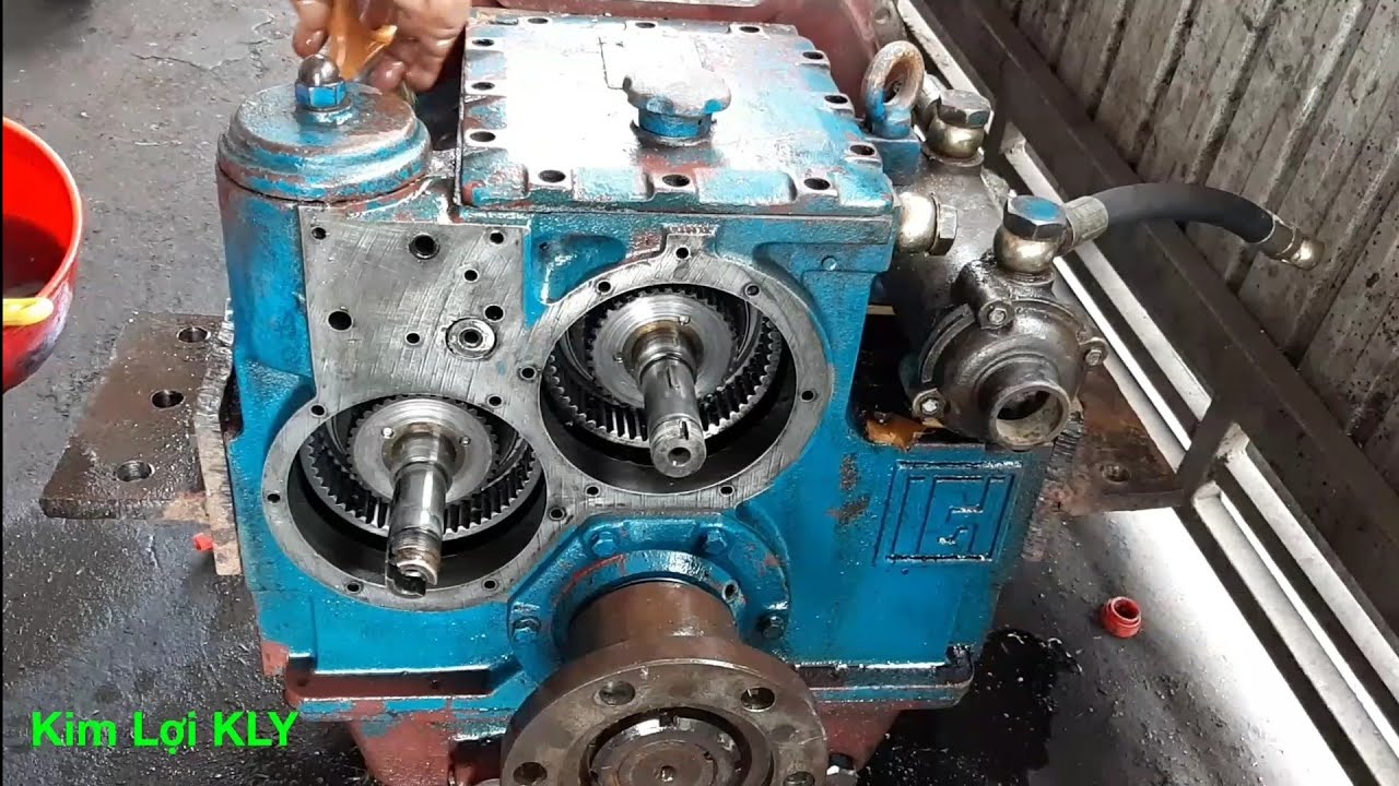 Lần đầu tiên xem anh thợ sửa Hộp số tàu biển M70 5 tua