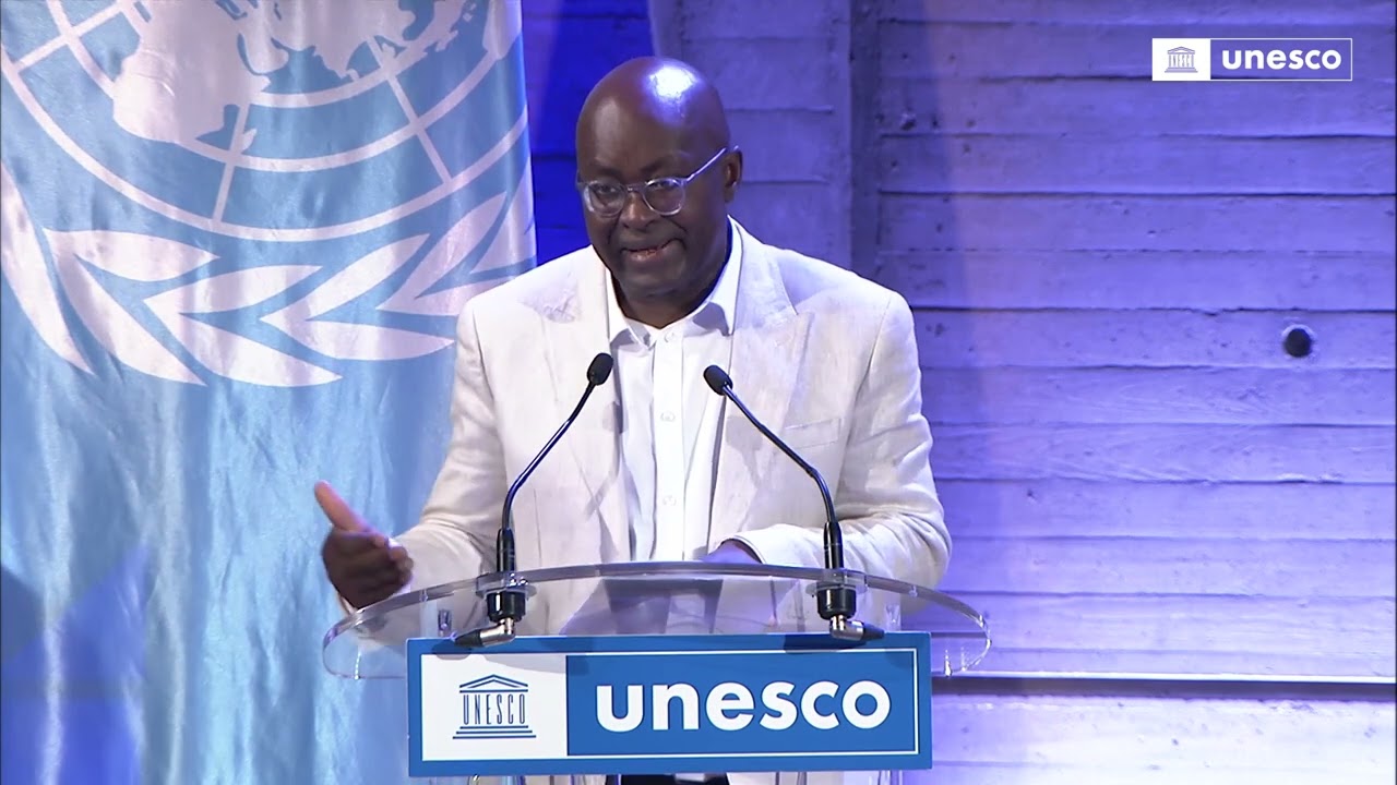 Transformer les savoirs   - Conférence avec Achille Mbembe