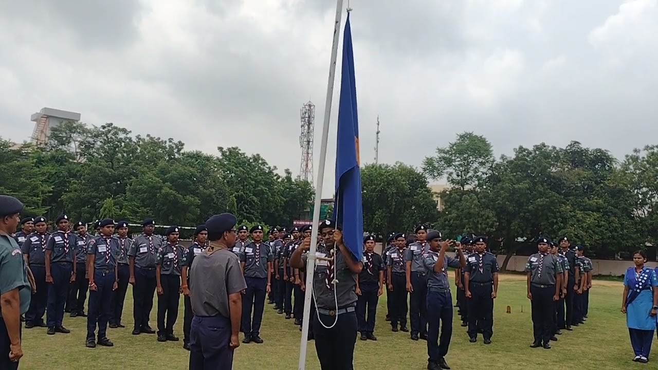 Lowering of Bharat Scouts and Guides Flag.