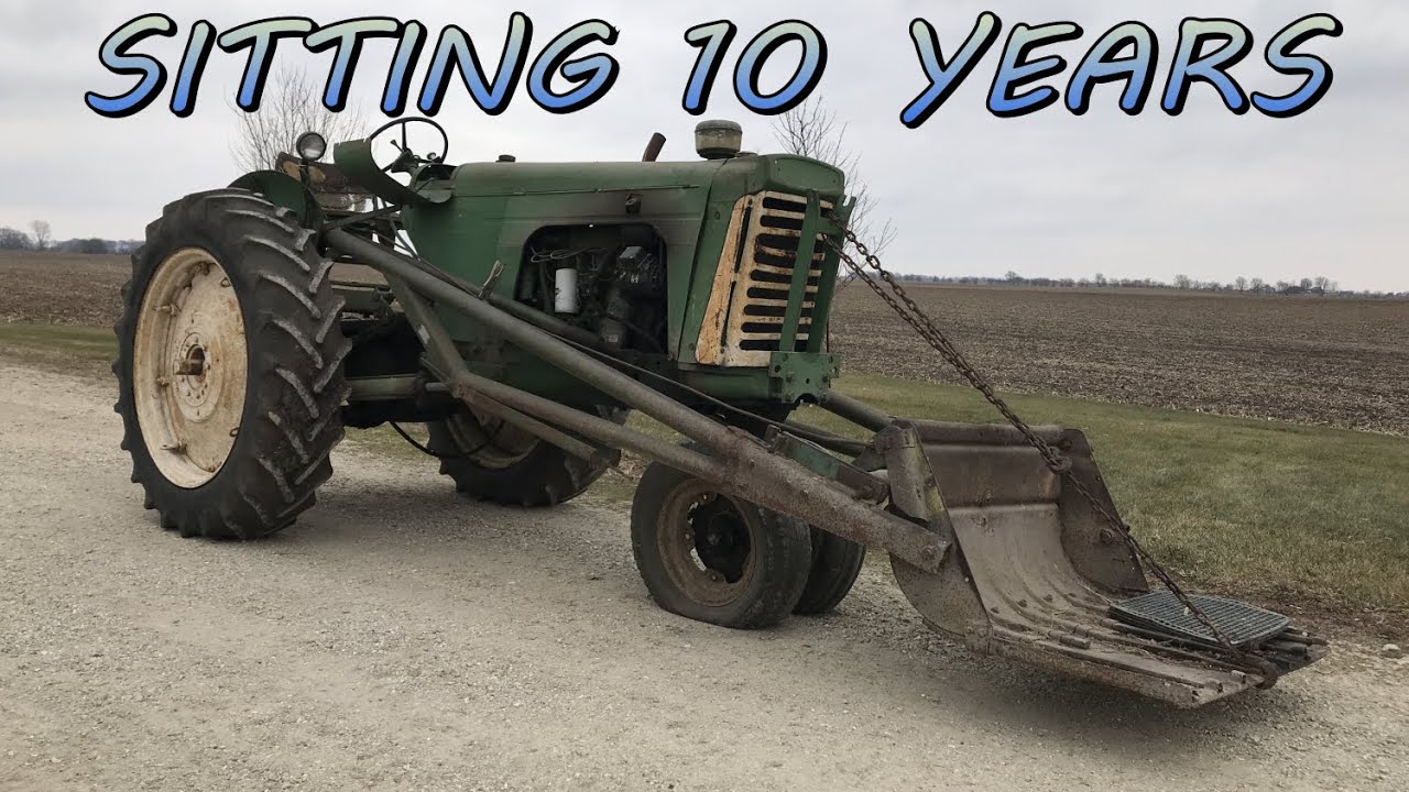 Oliver 770 Tractor - Will it Run after Sitting 10 Years? (Christmas Special)