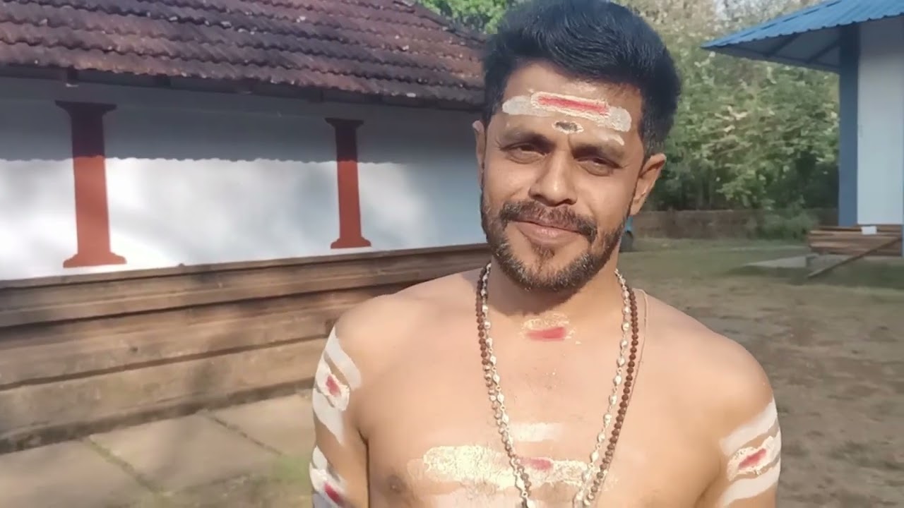 panniyur ||varahamoorthi || palakkadtemple || ഇവിടെ പെരുന്തച്ചന്റെഉളിയുണ്ട്🙏