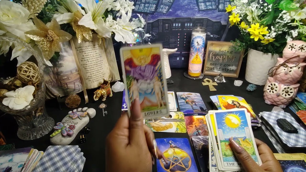 People are attracted to ur light you were meant to wake this person up here's what u don't see