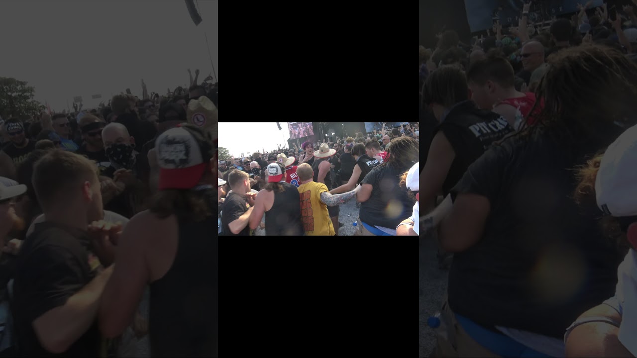 Motionless in White 🔥 Louder Than Life Festival #ytshorts #musicfestival