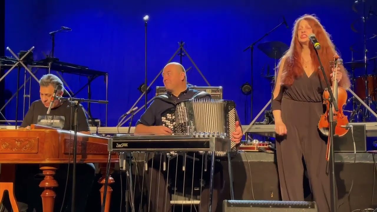 SCARLET RIVERA Singing and Playing Violin Bob Dylan's Se&ntilde;or Woodland Festival Norway