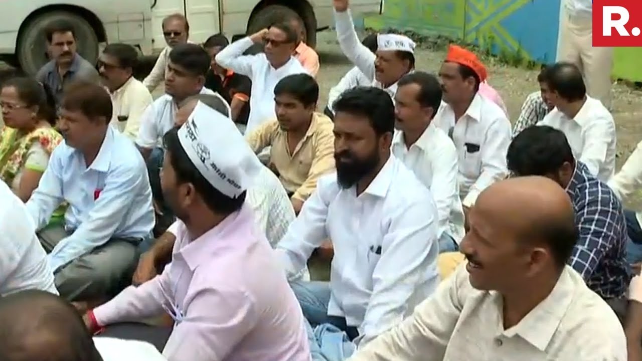 Maratha Kranti Morcha Observes Jail Bharo Agitation Over Quota Demand