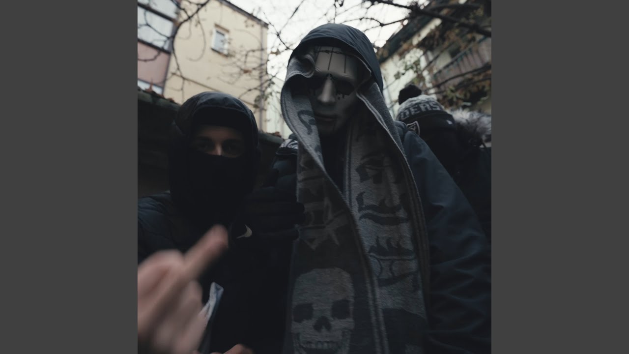 012 C0nn&pound;cted