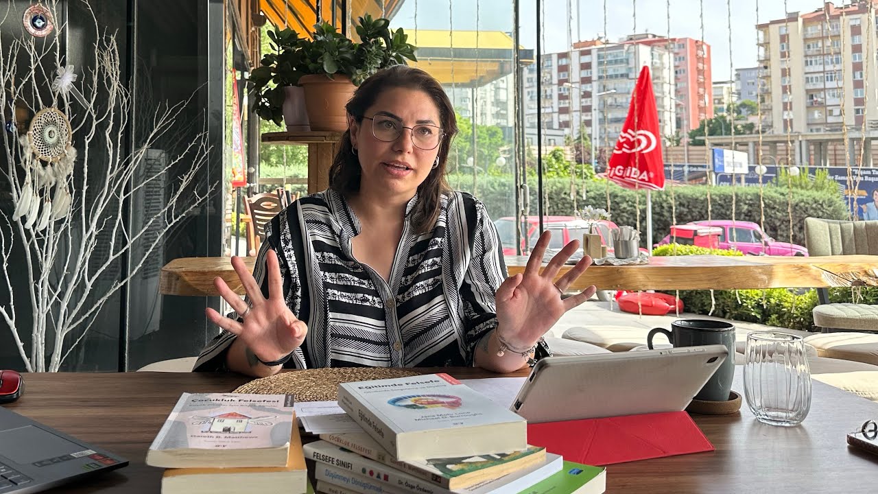 P4C (&Ccedil;ocuklar İ&ccedil;in Felsefe) Eğitimi Nedir? B&ouml;l&uuml;m 1: Konuşmacı: Nihan Kayat&uuml;rk