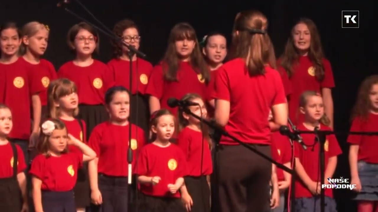 NA&Scaron;E POPODNE I RENATA BAGARIĆ , dirigentica Gradskog dječijeg hora &bdquo;Slavuj&ldquo; Tuzla