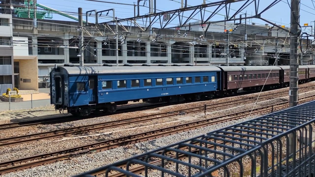 旧型客車5両＋GV-E197系200番台TS08編成が高崎駅留置線で客車入換