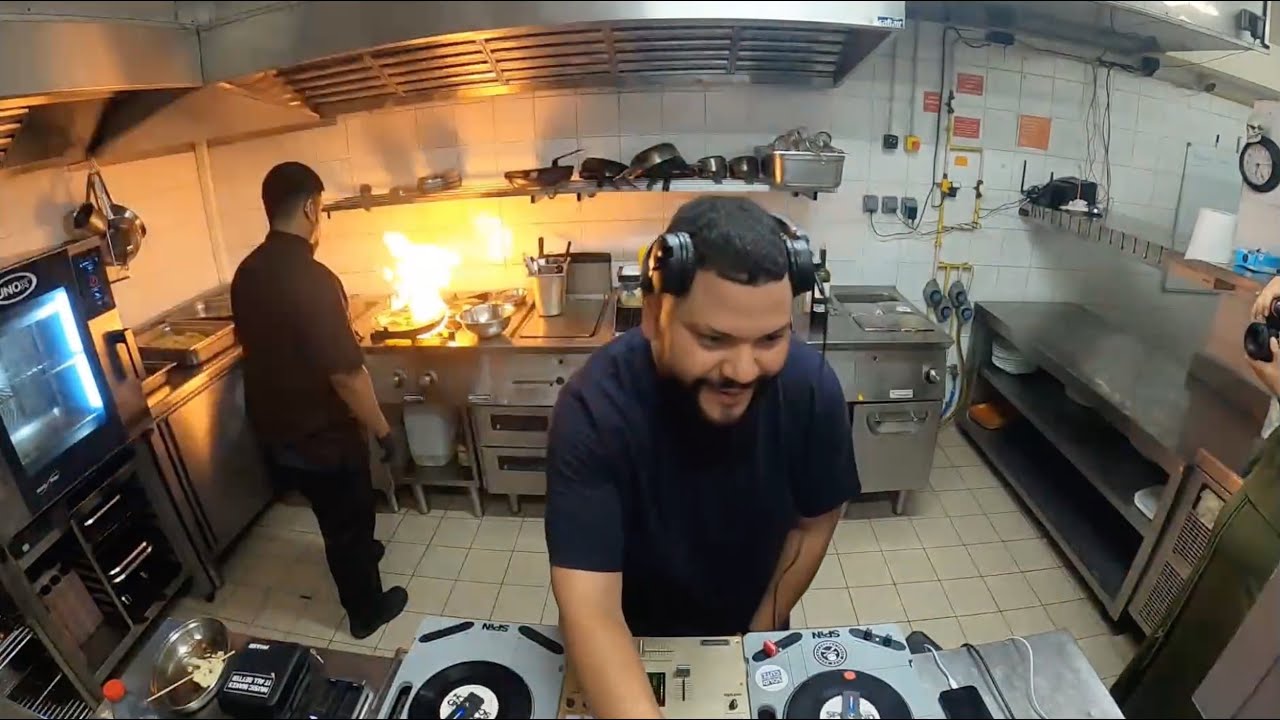 Livestream @ Mahé's Kitchen [Kanye West, Ice Spice, Lil Uzi Vert, Kendrick Lamar, Shenseea, Asake]