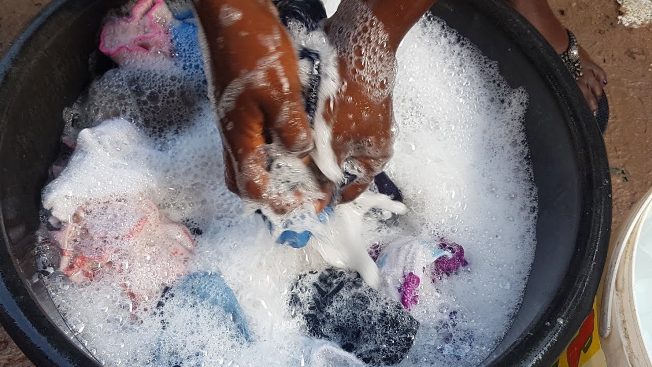 how to wash clothes with hand 