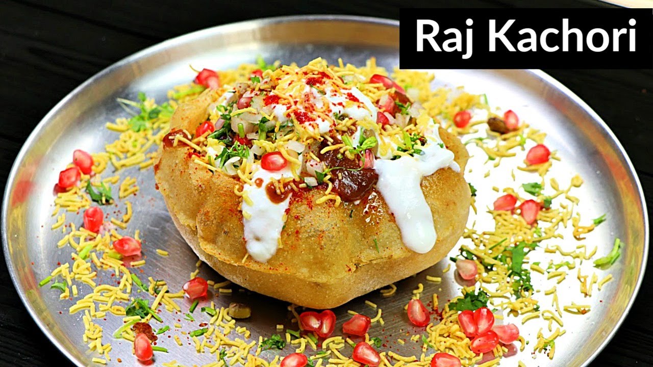 दिल्ली की फेमस खट्टी मीठी चटपटी राज कचोरी चाट | Raj Kachori Recipe | Chaat Recipe | KabitasKitchen