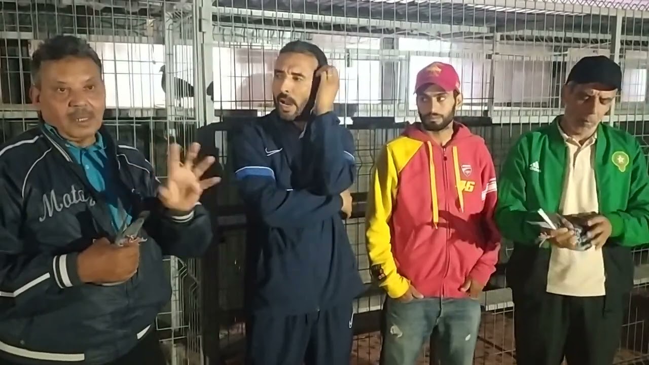 الكونترول عند البطل كريم المعروفي ضمن مسابقة الطاح المنظمة من طرف جمعية عاصمة الأنوار لحمام السباق