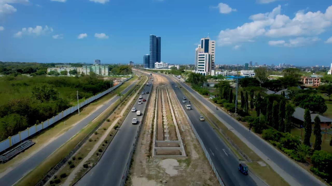 RAIS SAMIA AIPA TANROADS ZAIDI YA BIL 500 UJENZI MIUNDOMBINU DAR ES SALAAM