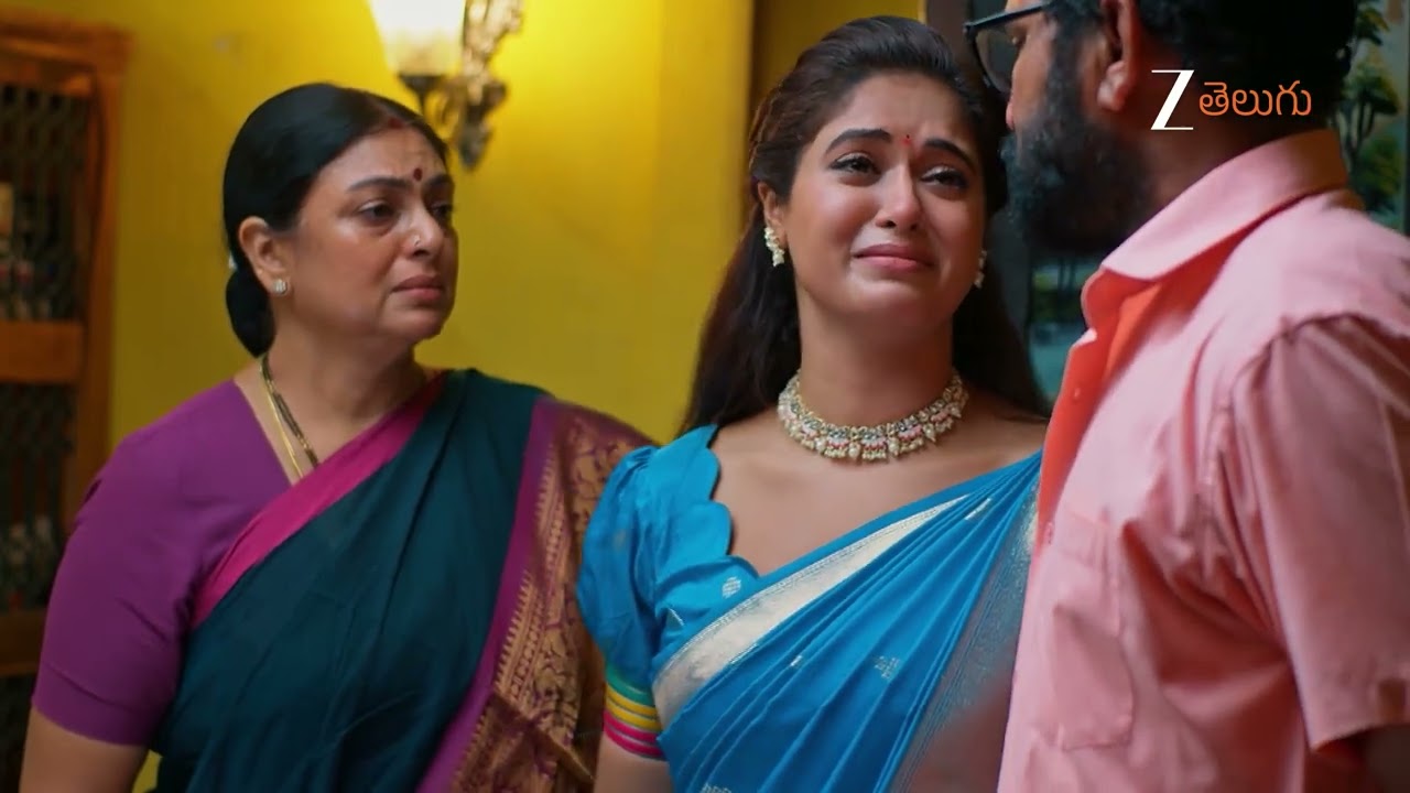 LAKSHMI NIVASAM | తులసి జీవితం గురించి ఆందోళనలో తల్లి తండ్రులు