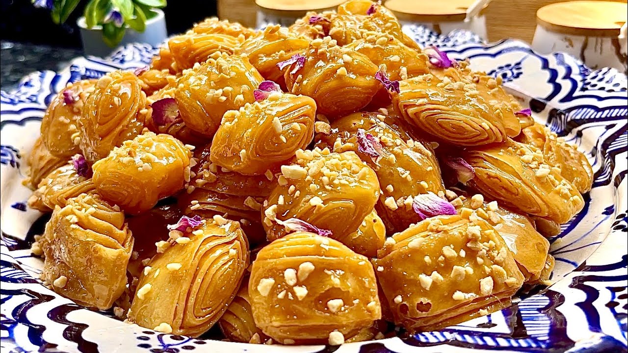 رغيفات العيد لي ضرووري منهم في طبلة الفطور🇲🇦معسلين هشااش اقتصاديين وساهلين كيوجدو في 10 دقايق