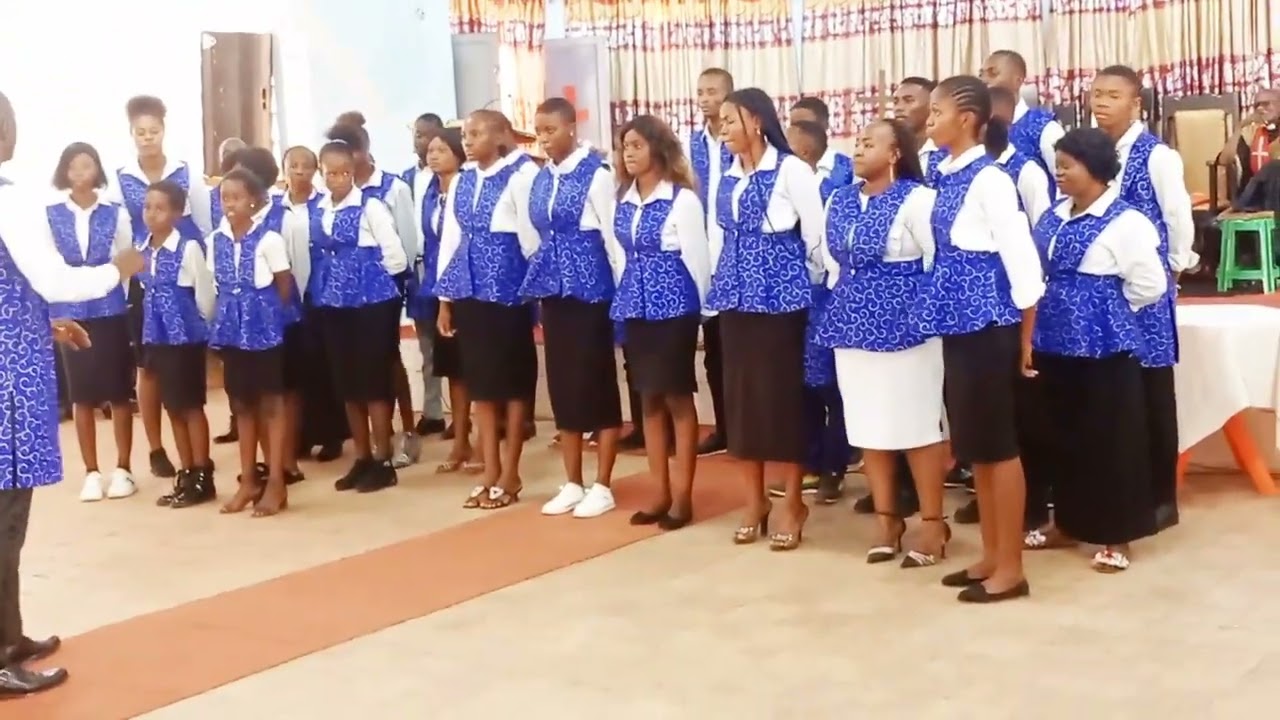 Biso basoda na Yesu by Chorale Mixte Universitaire de la 10è PV/CDCC/ECC Mbandaka.