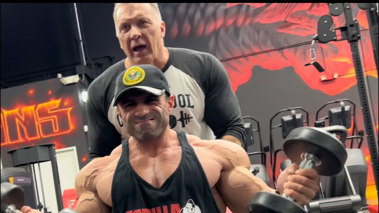 GIANT SET FOR BICEPS || MILOS SARCEV || DRAGONS LAIR || LAS VEGAS