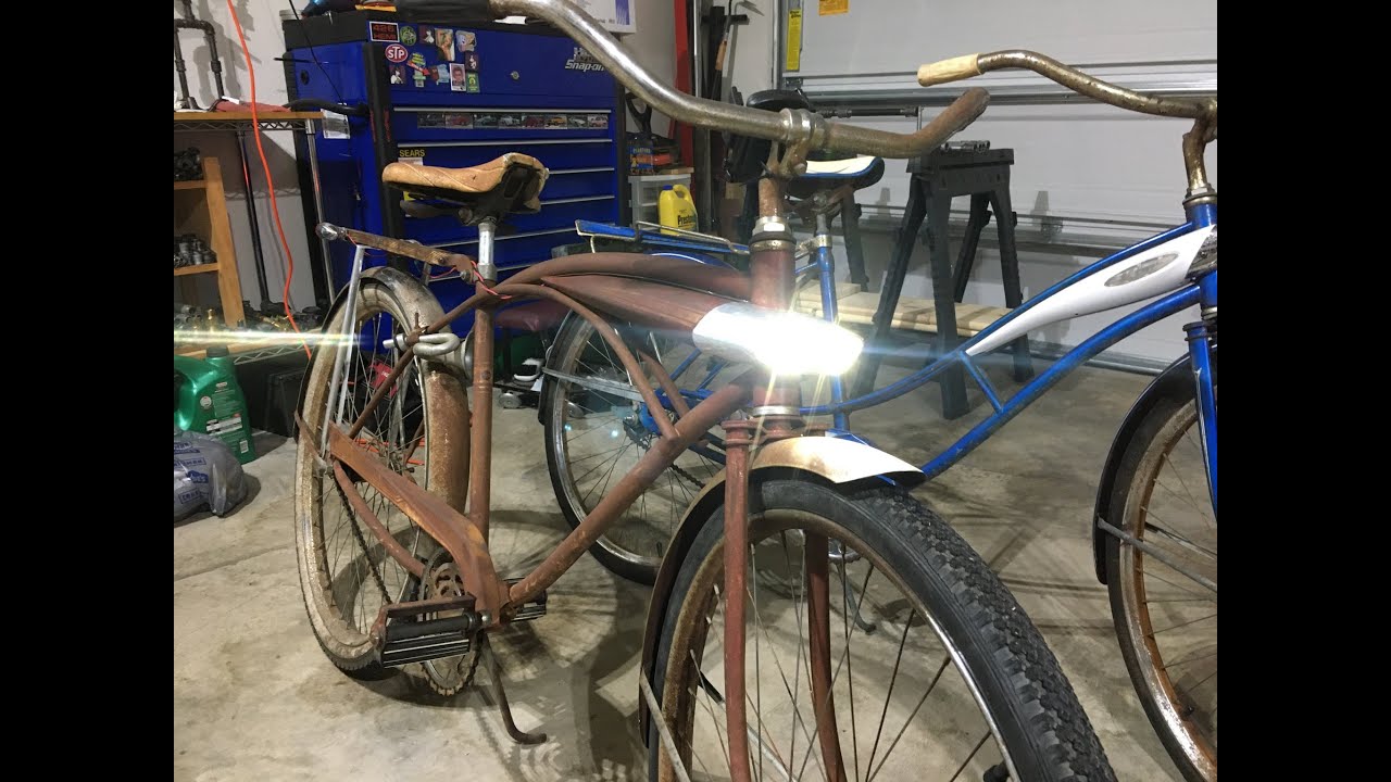 Vintage bicycle gets LED lights and a rack