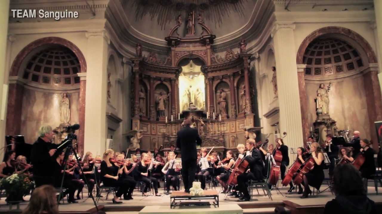 'Amersfoort Jeugd Orkest' (AJO) plays Carry On My Wayward Son for GISHWHES