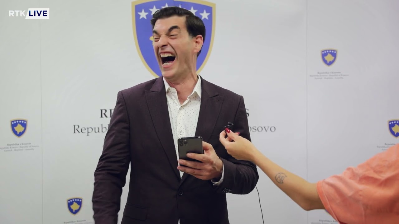 Bufe e Parlamentit   - Episodi 13